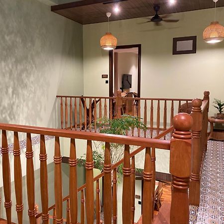 Ke-Lan-Tan House Hotel George Town Buitenkant foto