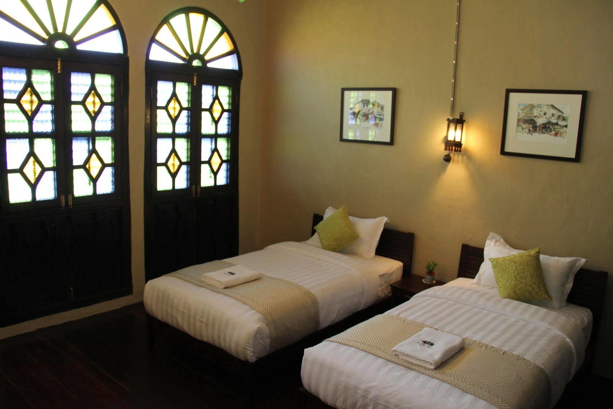 Ke-Lan-Tan House Hotel George Town Buitenkant foto
