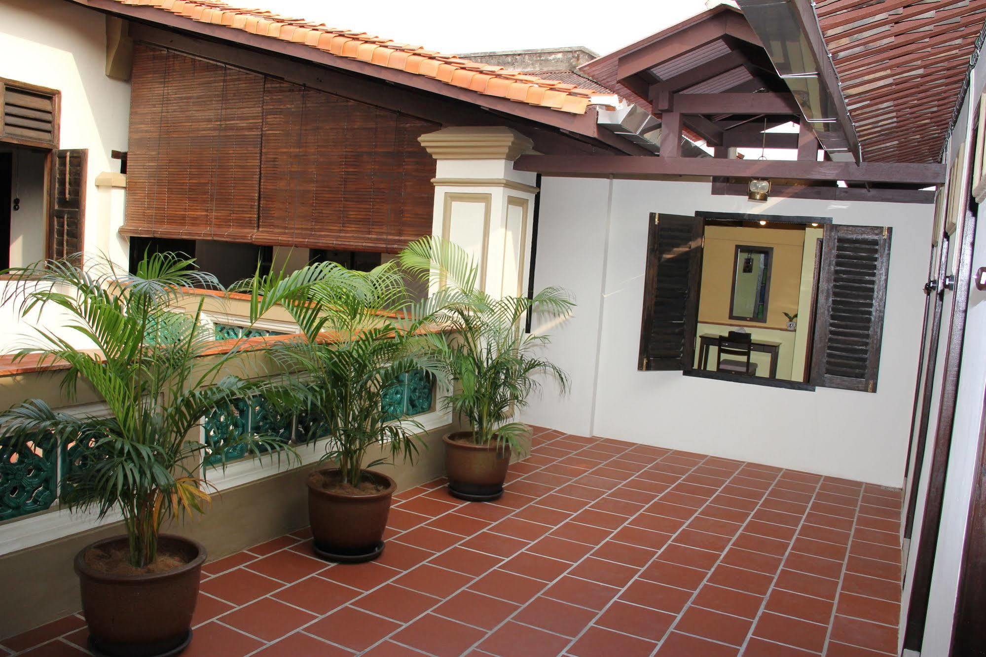 Ke-Lan-Tan House Hotel George Town Buitenkant foto